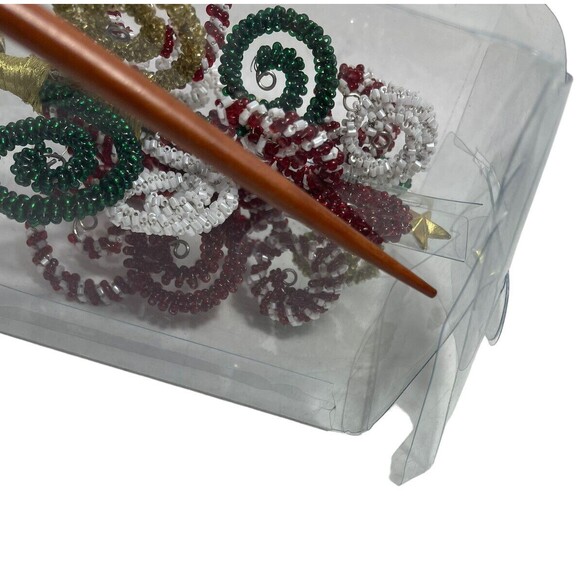 Pier 1 Beaded Christmas Star Topped Spiral Tree Wine Bottle Stopper Gold - Picture 7 of 8